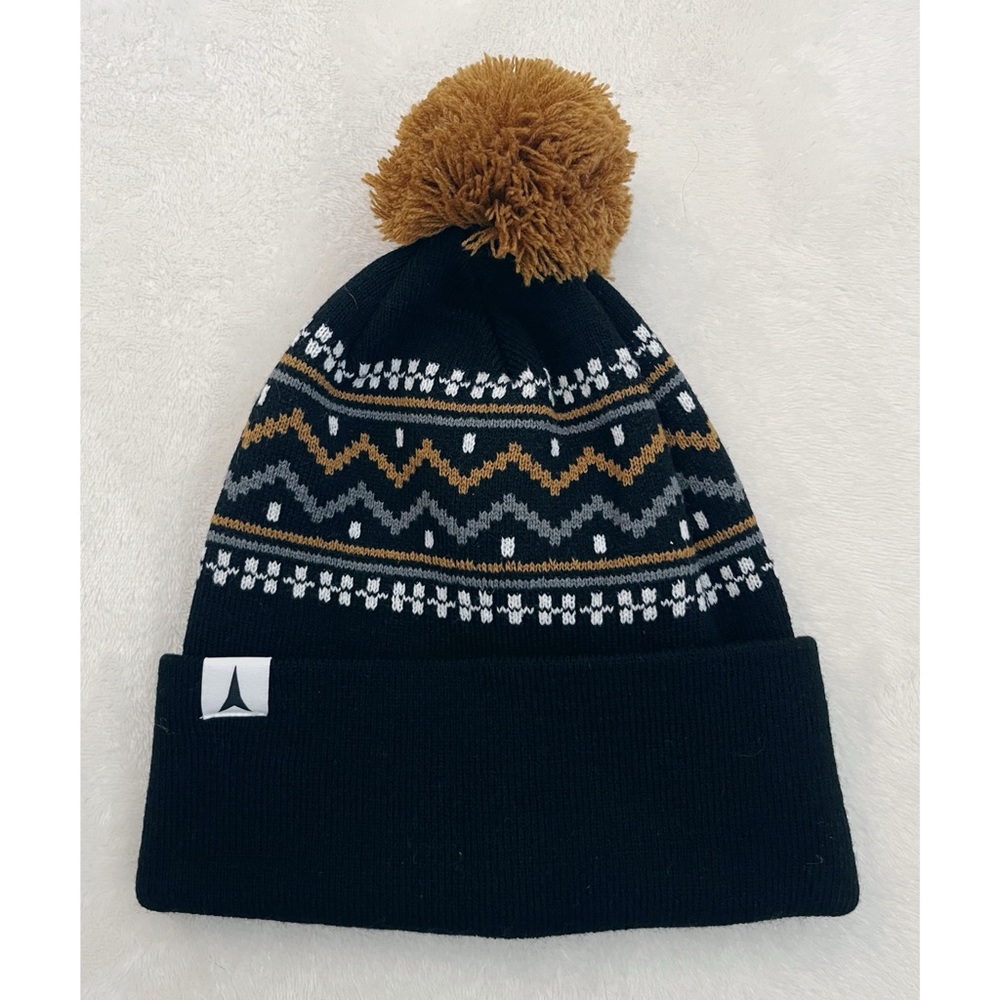 NWOT | ATOMIC BEANIE